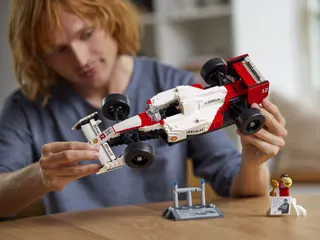McLaren MP4/4 en Ayrton Senna LEGO-set afbeelding 8