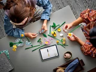Klein zomers boeket LEGO-set afbeelding 5