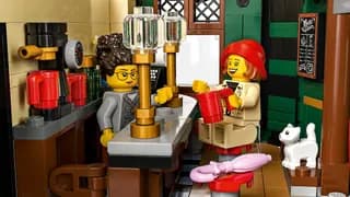 Hoekpand in tudorstijl LEGO-set afbeelding 8