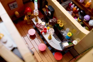 Hoekpand in tudorstijl LEGO-set afbeelding 4