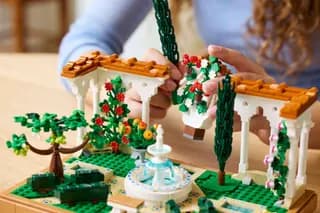 Tuin met fontein LEGO-set afbeelding 5