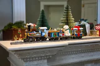 Feestelijke kersttrein LEGO-set afbeelding 15