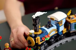 Feestelijke kersttrein LEGO-set afbeelding 11