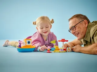 Peppa Pig Boat Trip LEGO-set afbeelding 2