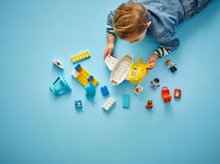 Voor het eerst op het vliegveld LEGO-set afbeelding 4