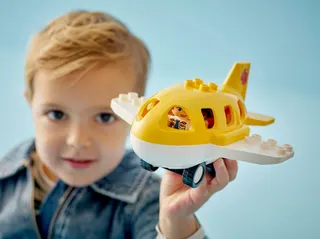 Voor het eerst op het vliegveld LEGO-set afbeelding 6