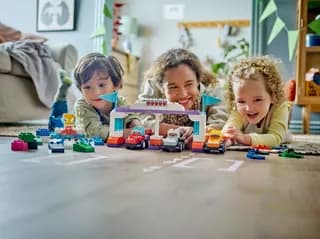 F1 team racewagens en coureurs LEGO-set afbeelding 7