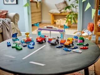 F1 team racewagens en coureurs LEGO-set afbeelding 9