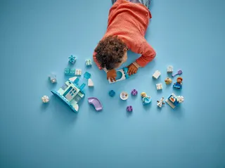 Anna en Elsa's Frozen kasteelfeest LEGO-set afbeelding 4