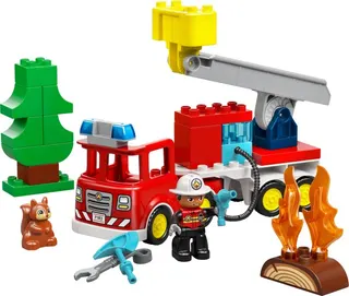 Brandweertruck met slang en brandweerman LEGO-set afbeelding 2