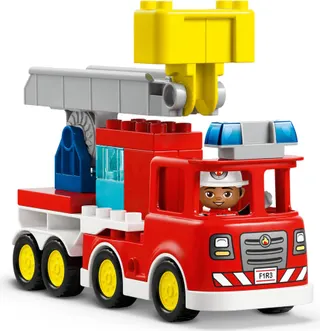 Brandweertruck met slang en brandweerman LEGO-set afbeelding 6