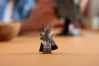 The Lord of the Rings: de helm van Sauron LEGO-set afbeelding 6