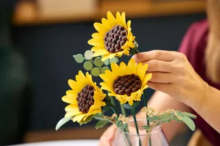 Boeket met zonnebloemen LEGO-set afbeelding 8