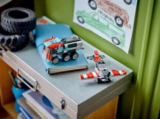 Truck met helikopter LEGO-set afbeelding 11