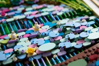Claude Monet - Brug over een vijver met waterlelies LEGO-set afbeelding 6