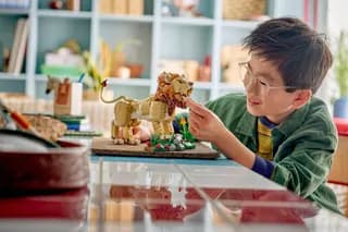 Wilde dieren: majestueuze leeuw LEGO-set afbeelding 4