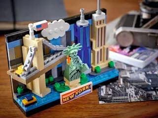 Ansichtkaart van New York LEGO-set afbeelding 4