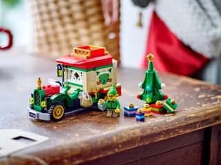 Santa's Delivery Truck LEGO-set afbeelding 3