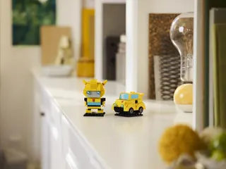 Bumblebee robot en voertuig LEGO-set afbeelding 4
