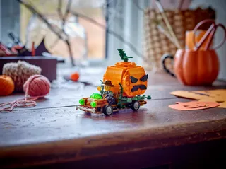 Griezelpompoentruck LEGO-set afbeelding 7