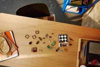 Stranger Things: WSQK Radio Station LEGO-set afbeelding 7