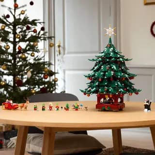 Decoratieve kerstboom voor het hele gezin LEGO-set afbeelding 9