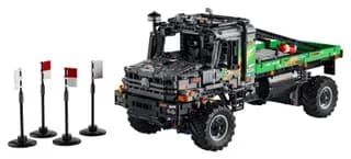 4x4 Mercedes-Benz Zetros Trial Truck LEGO-set