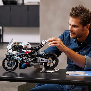 BMW M 1000 RR LEGO-set afbeelding 6