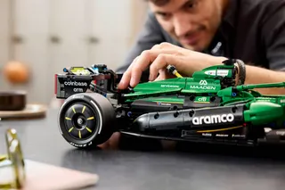 Aston Martin Aramco AMR25 F1 auto LEGO-set afbeelding 8