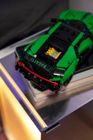 Groene Bugatti Chiron Pur Sport hypercar LEGO-set afbeelding 10