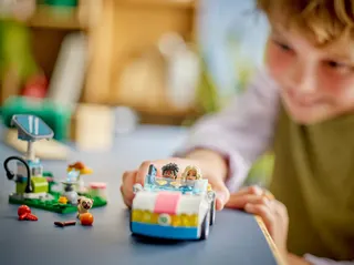 Electric Car and Charger LEGO-set afbeelding 9