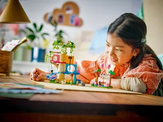 Kattenverjaardagsfeestje en boomhut LEGO-set afbeelding 7