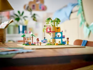 Kattenverjaardagsfeestje en boomhut LEGO-set afbeelding 8