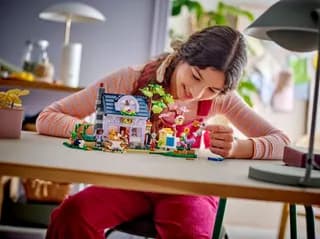 Beekeepers' House and Flower Garden LEGO-set afbeelding 9