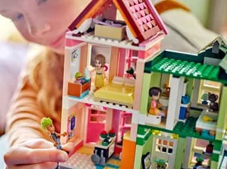 Heartlake City appartementen en winkels LEGO-set afbeelding 6