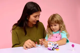 Eenhoorn taartenbezorgauto LEGO-set afbeelding 7