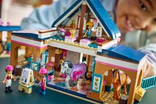 Paardenstal en manege LEGO-set afbeelding 9