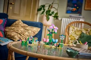 Spinning Flower & Fairy Teacup Ride LEGO-set afbeelding 12