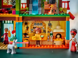The Magical Madrigal House LEGO-set afbeelding 9