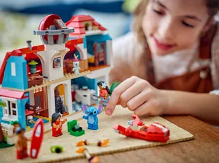 Lilo en Stitch strandhuis LEGO-set afbeelding 3