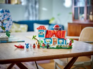 Lilo en Stitch strandhuis LEGO-set afbeelding 5