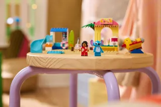 Strandplezier met Lilo en Stitch LEGO-set afbeelding 9