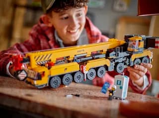 Yellow Mobile Construction Crane LEGO-set afbeelding 8