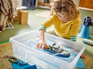 Achtervolging met politieboot LEGO-set afbeelding 6