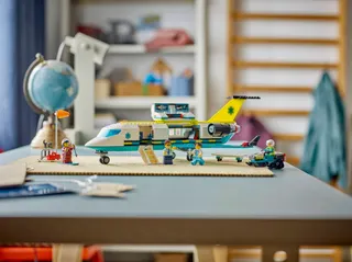 Ambulancevliegtuig LEGO-set afbeelding 8