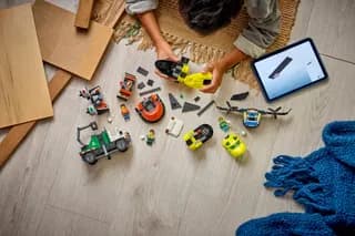 Vliegtuig, servicewagen en hovercraft remix LEGO-set afbeelding 7