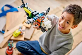 Vliegtuig, servicewagen en hovercraft remix LEGO-set afbeelding 8