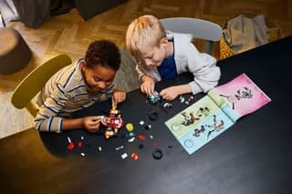 Cooper's Tiger Mech & Zero's Hot Rod Car LEGO-set afbeelding 6