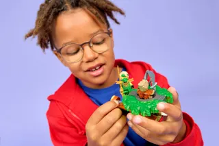 Lloyd vs. aardemonster in spinner LEGO-set afbeelding 3