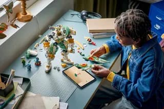 15-jarig jubileum: Lloyds reusachtige mecha LEGO-set afbeelding 8